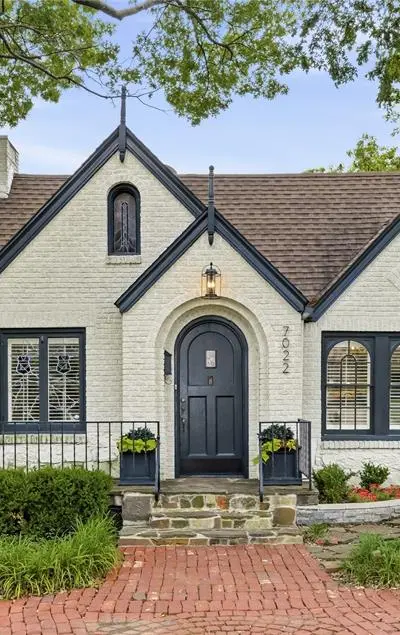 7022 Casa Loma Avenue, Dallas TX 75214