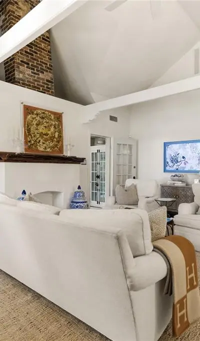 7022 Casa Loma Avenue, Dallas TX 75214 - Photo 3