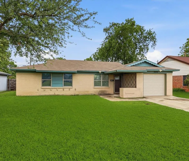 12135 Amsterdam Road, Farmers Branch TX 75234