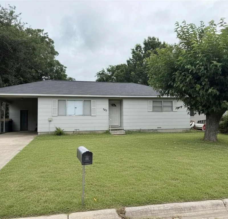 703 Walter Road, Gainesville TX 76240
