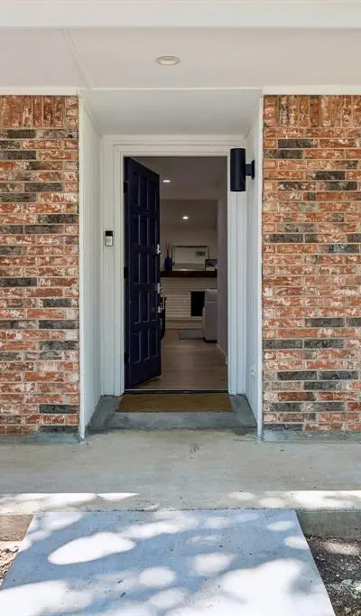 10917 Villa Haven Drive, Dallas TX 75238 - Photo 3