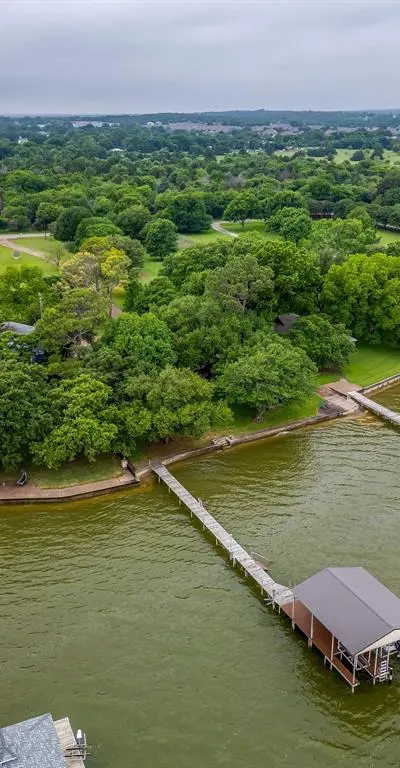 10814 Power Squadron Road, Azle TX 76020