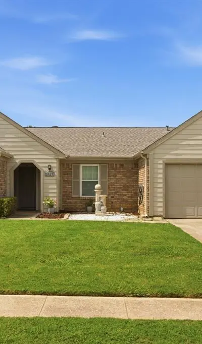 2627 Bayberry Lane, Euless TX 76039
