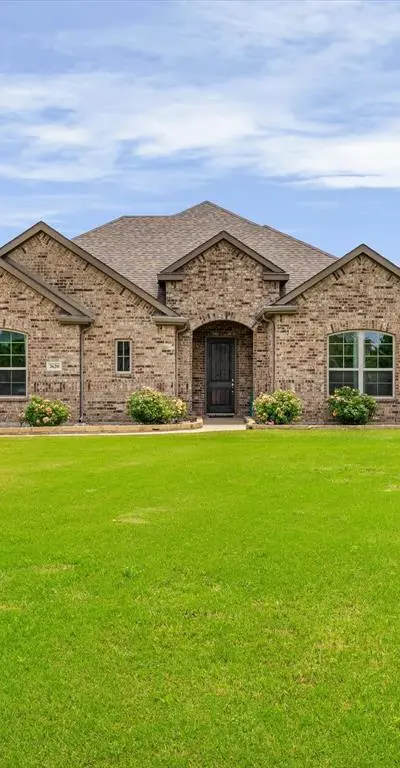 3620 Laurenwood Drive, Crowley TX 76036