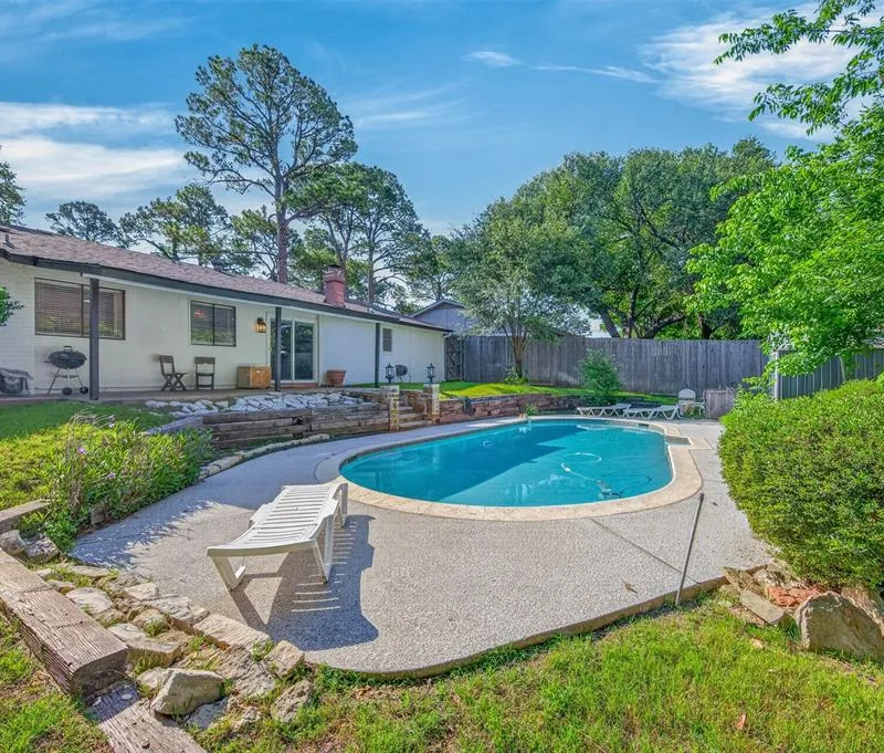 2510 Mintwood Place, Arlington TX 76016