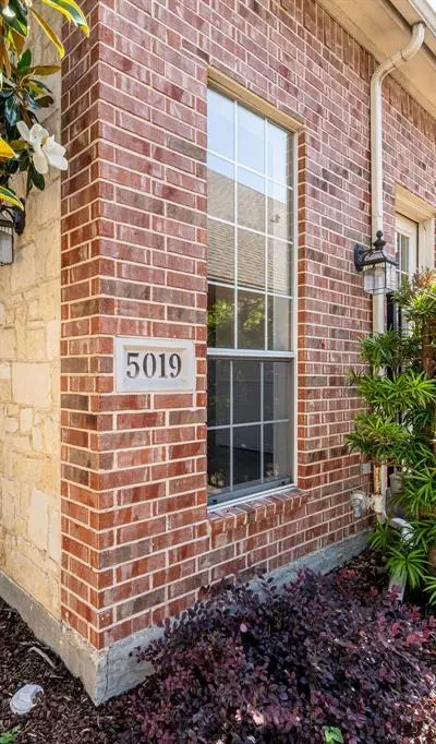 5019 Pershing Avenue, Fort Worth TX 76107 - Photo 5
