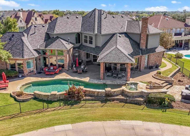 2021 Kings Pass, Heath TX 75032