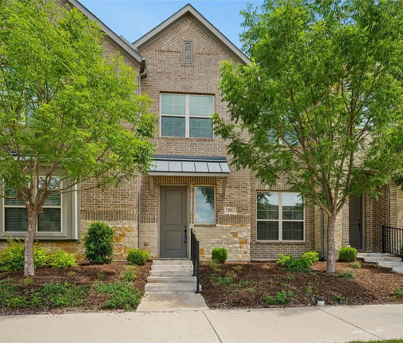 536 Ballustrade Drive, Irving TX 75039
