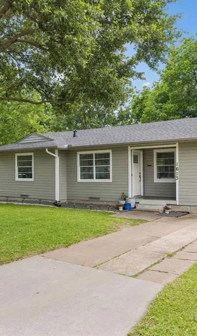 1613 Dale Place, Irving TX 75061