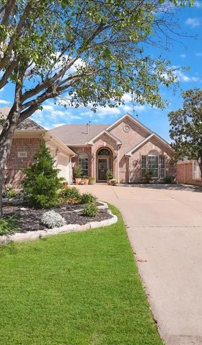 2219 Merritt Way, Arlington TX 76018 - Photo 2