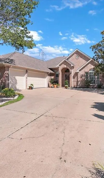 2219 Merritt Way, Arlington TX 76018 - Photo 3
