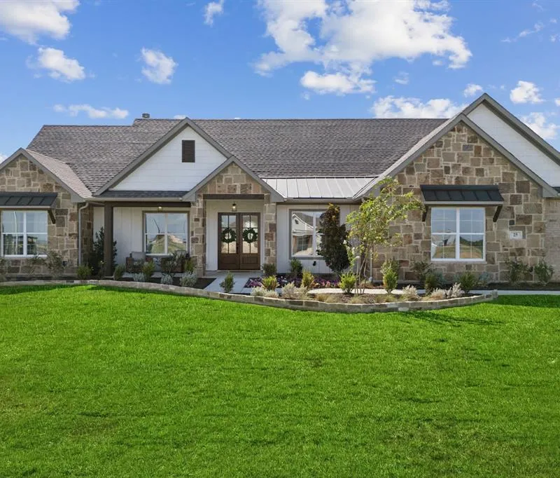 25 Dove Landing, Valley View TX 76272