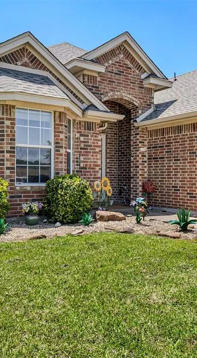 8552 Lake Springs Trail, Fort Worth TX 76053 - Photo 5
