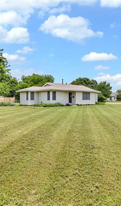 3041 Field Street, Haltom City TX 76117 - Photo 2