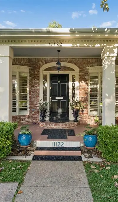11122 Candlelight Lane, Dallas TX 75229 - Photo 2