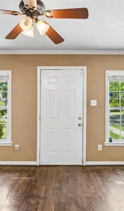 3228 E Perryton Drive, Dallas TX 75224 - Photo 2