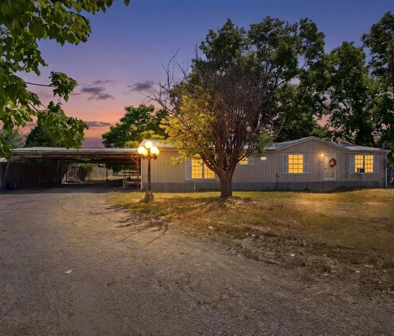 154 Shelby Circle, Red Oak TX 75154
