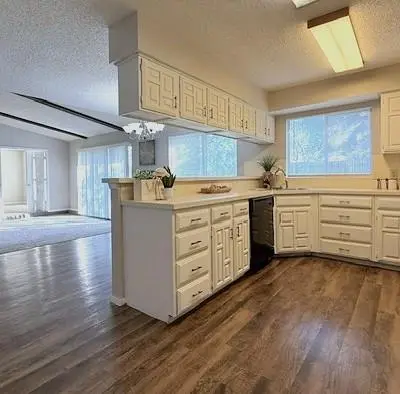 6912 Westglen Drive, Fort Worth TX 76133 - Photo 5