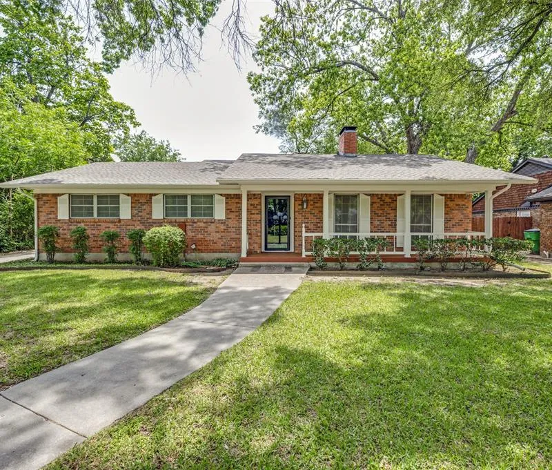 19 Shadowood Lane, Gainesville TX 76240