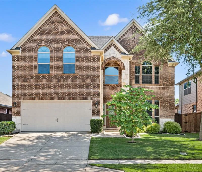 311 Blythe Bridge Drive, Roanoke TX 76262