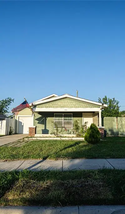 1315 Driess Street, Fort Worth TX 76104 - Photo 2