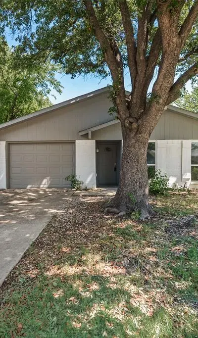 2103 Highbury Road, Carrollton TX 75007