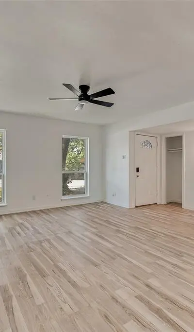 2103 Highbury Road, Carrollton TX 75007 - Photo 3