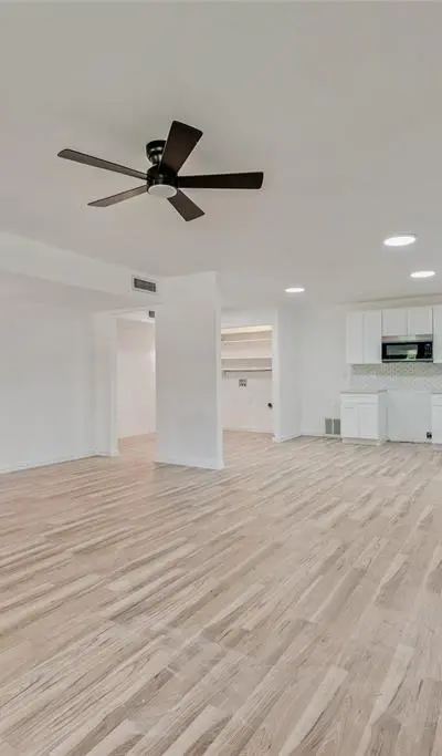 2103 Highbury Road, Carrollton TX 75007 - Photo 5