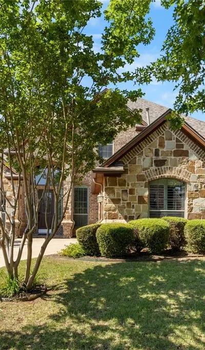 301 Matthew Avenue, Denton TX 76210 - Photo 2