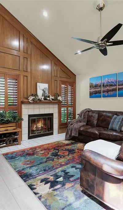 100 Saint Emelion Court, Irving TX 75038 - Photo 2