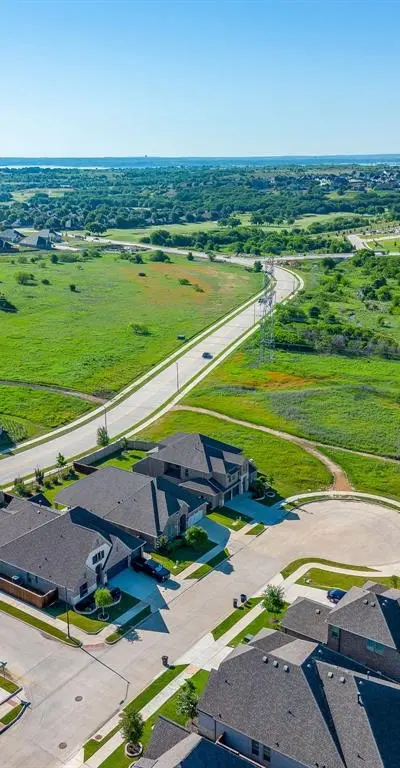 5709 Pope Creek Road, Fort Worth TX 76126 - Photo 2