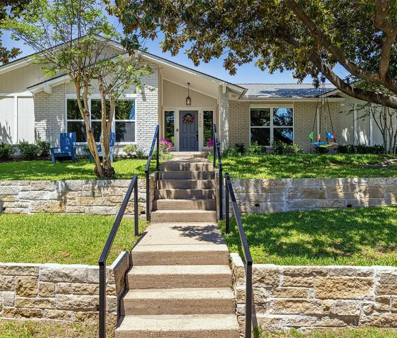 7705 Lemmonwood Drive, Dallas TX 75231