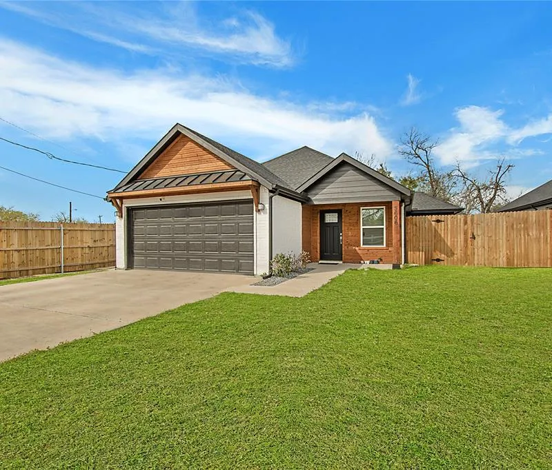3606 Sayle Street, Greenville TX 75401