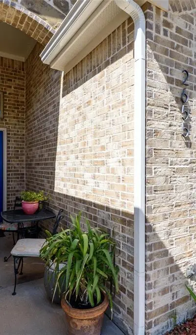 2655 Kathleen Avenue, Dallas TX 75216 - Photo 3