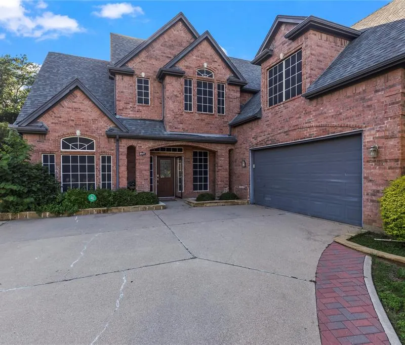 5517 Greenview Court, North Richland Hills TX 76148