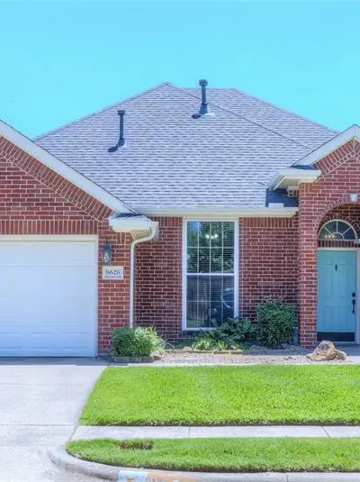 8628 Saranac Trail, Fort Worth TX 76118