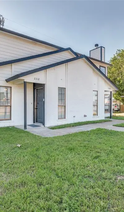 2312 Sherry Street, Arlington TX 76014