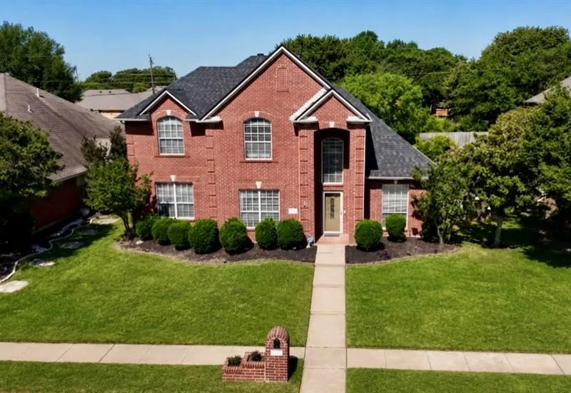 1808 Lacey Oak Lane, Keller TX 76248