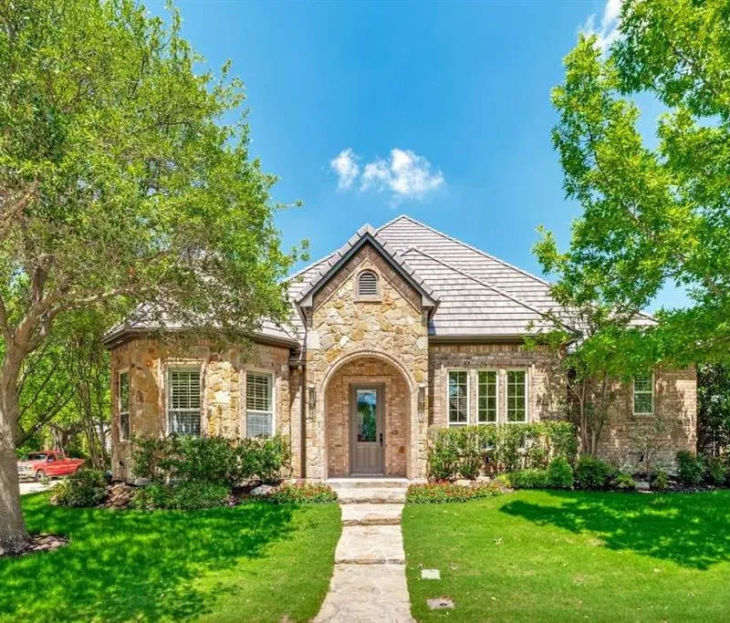 6705 Medinah Drive, Fort Worth TX 76132