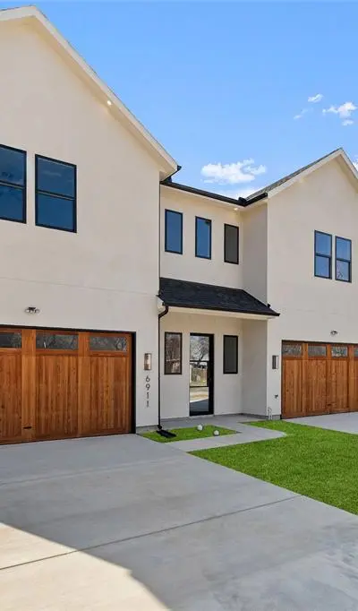 6911 Mohawk Drive, Dallas TX 75235 - Photo 2