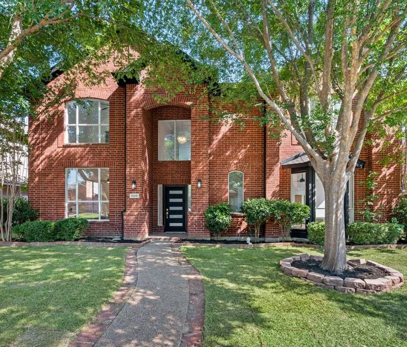 1025 Caddo Drive, Carrollton TX 75010