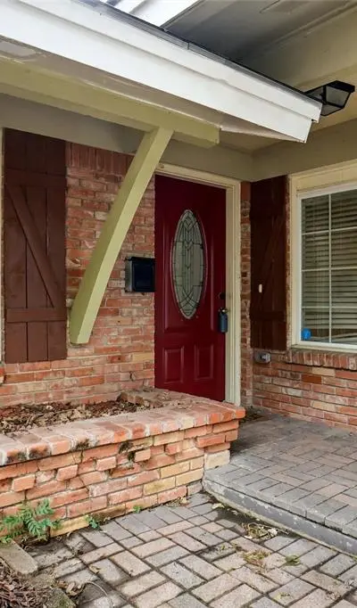 2222 Woodoak Drive, Irving TX 75060 - Photo 3