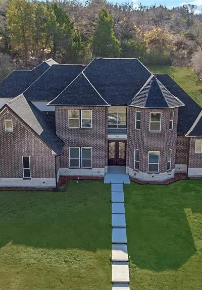 702 Linkcrest Drive, Duncanville TX 75137