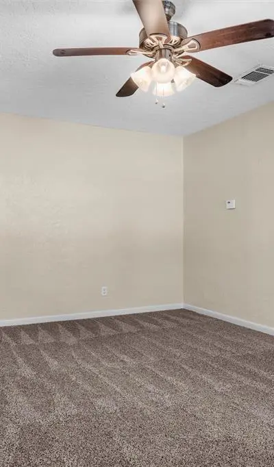5441 Thomas Lane, River Oaks TX 76114 - Photo 2