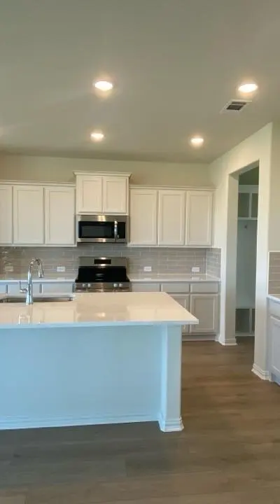 720 County Road 200, Valley View TX 76272 - Photo 5
