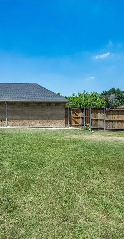 3202 Luallen Drive, Carrollton TX 75007