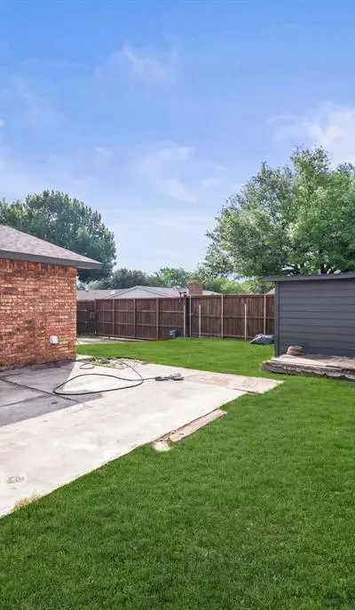 3126 Tres Logos Lane, Dallas TX 75228