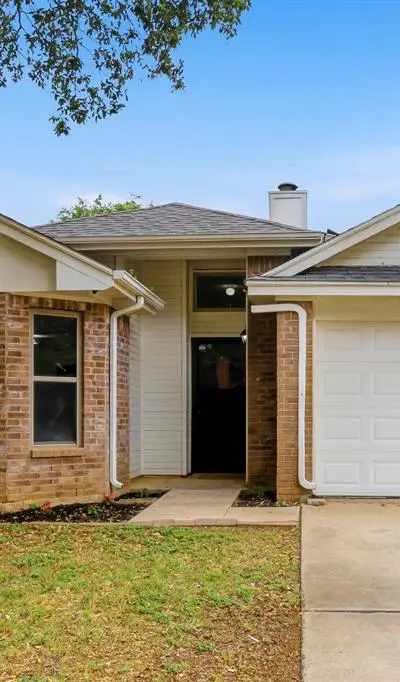 1729 Woodhall Way, Fort Worth TX 76134