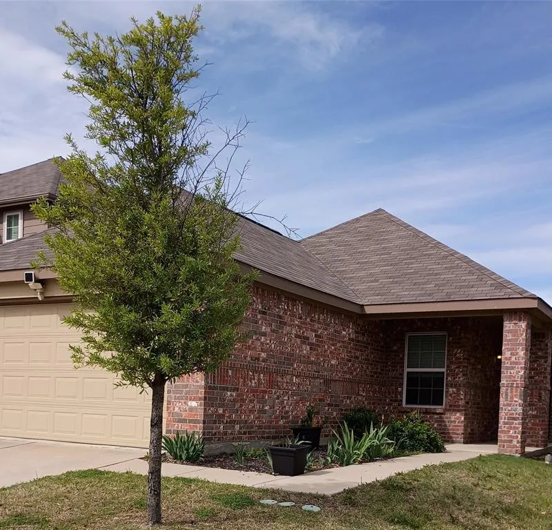 3620 Judges, Ennis TX 75119