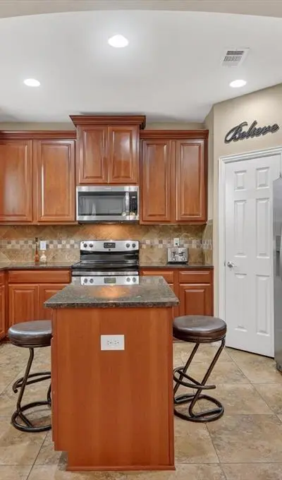 3715 Sicily Street, Irving TX 75038 - Photo 5